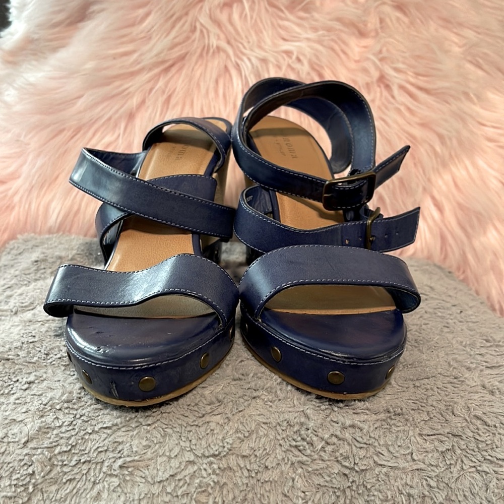 Blue and canvas size 7 sandal wedges